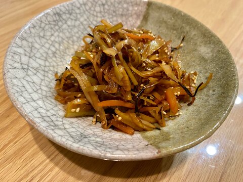 節約できて栄養も摂れる♪野菜の皮きんぴら